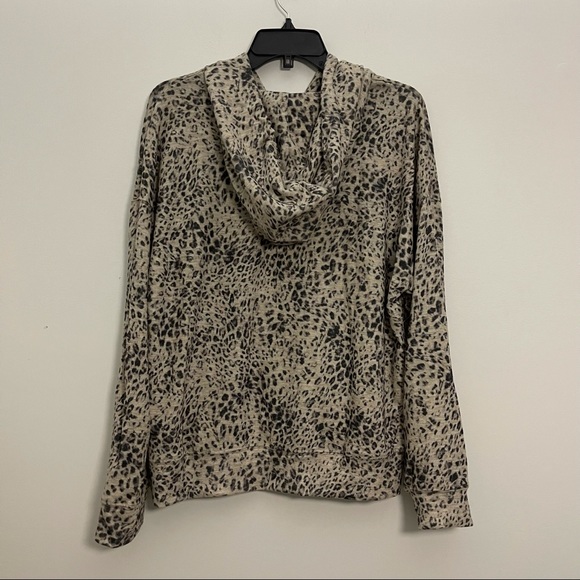 NWT✨anthropologie Sundry Leopard Cozy Hoodie - Picture 6 of 12